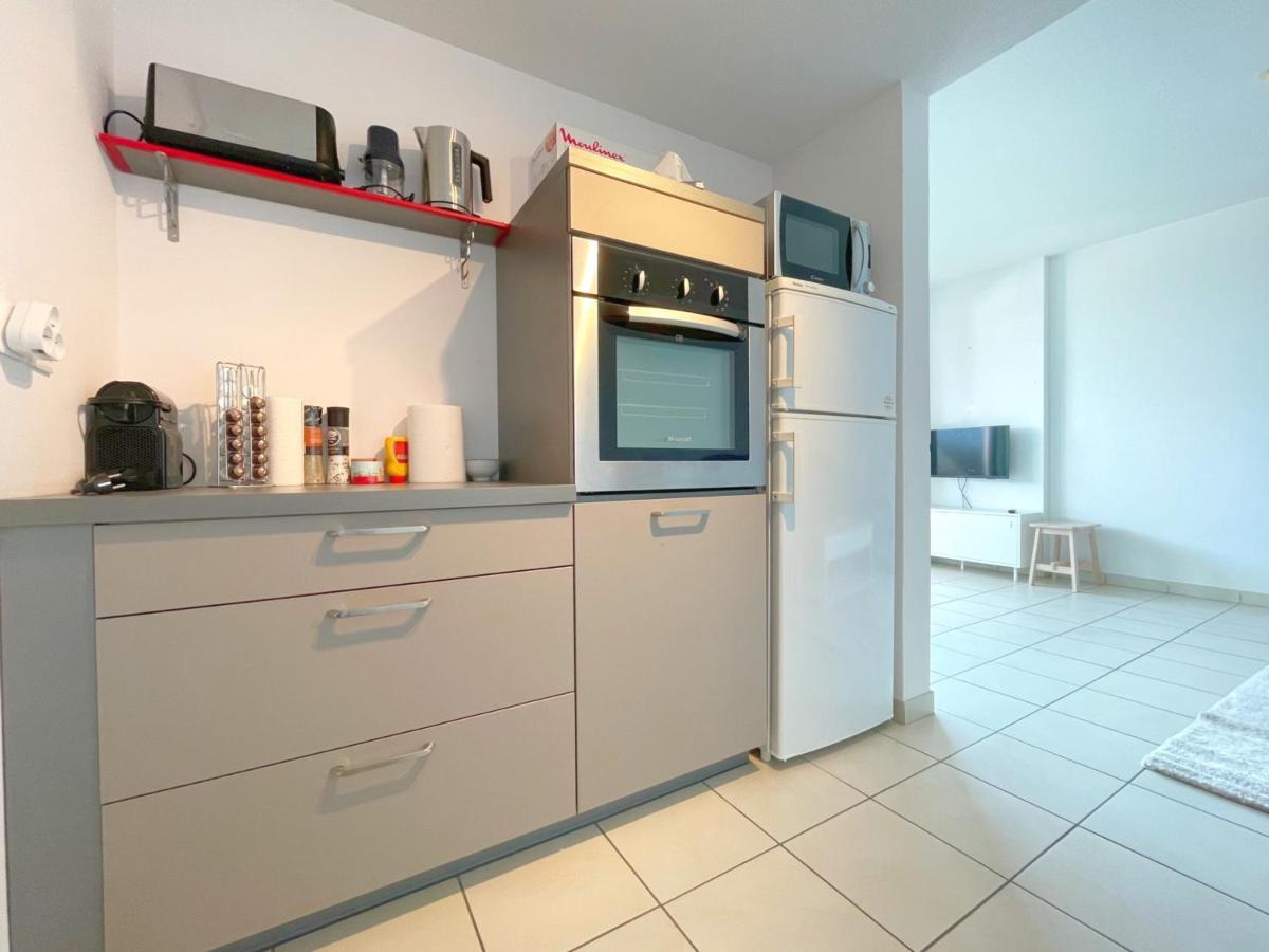 3P Climatise Avec Parking, Piscine, Proche Plage Et Commerces A Sete - Fr-1-338-497 Exterior foto